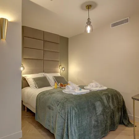 369 Fondary 5 - Superb In Apartment