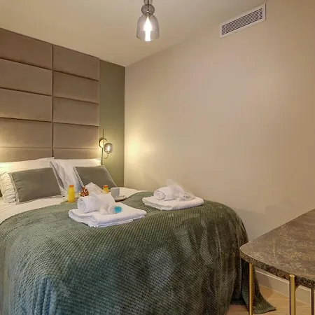 Apartment 369 Fondary 5 - Superb In Paris