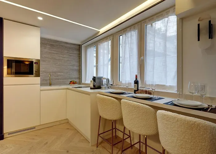 369 Fondary 5 - Superb In